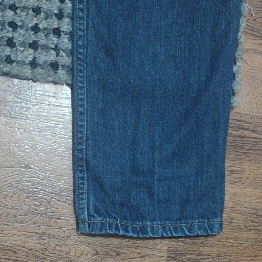 Classic Denim Straight-Leg Jeans for Men - Picture 8 of 10